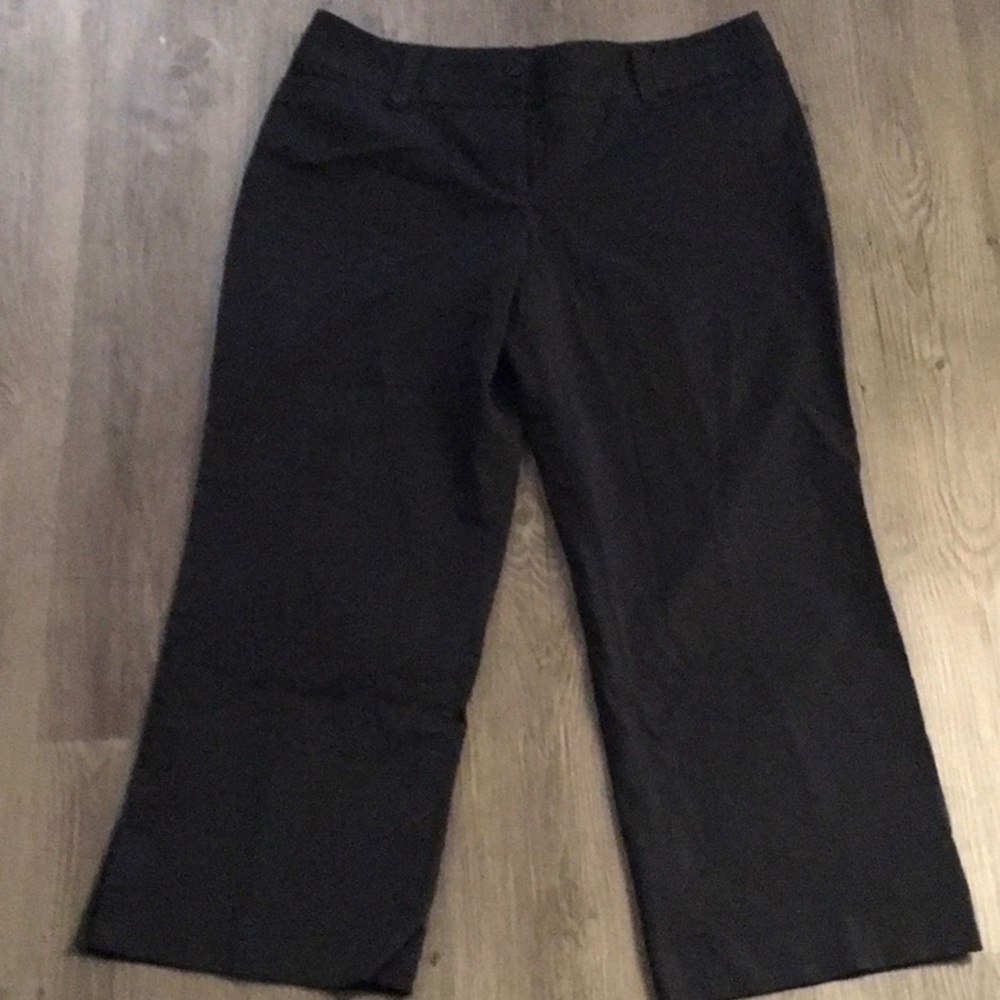 LOFT black capris pants